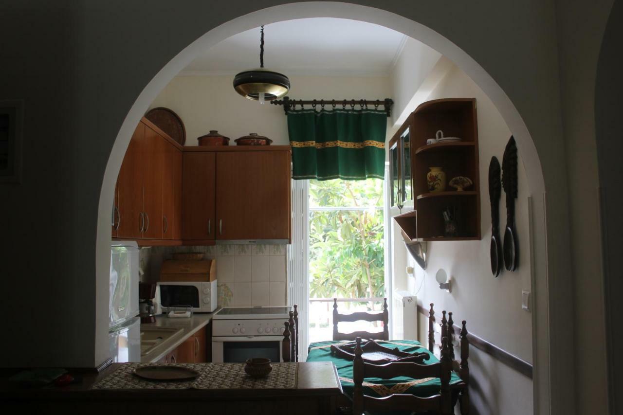 Traditional House Peraia  Екстер'єр фото
