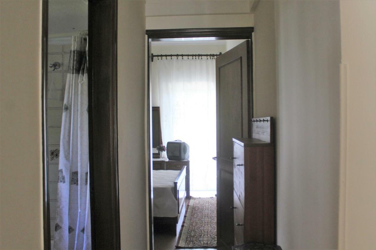 Traditional House Peraia  Екстер'єр фото