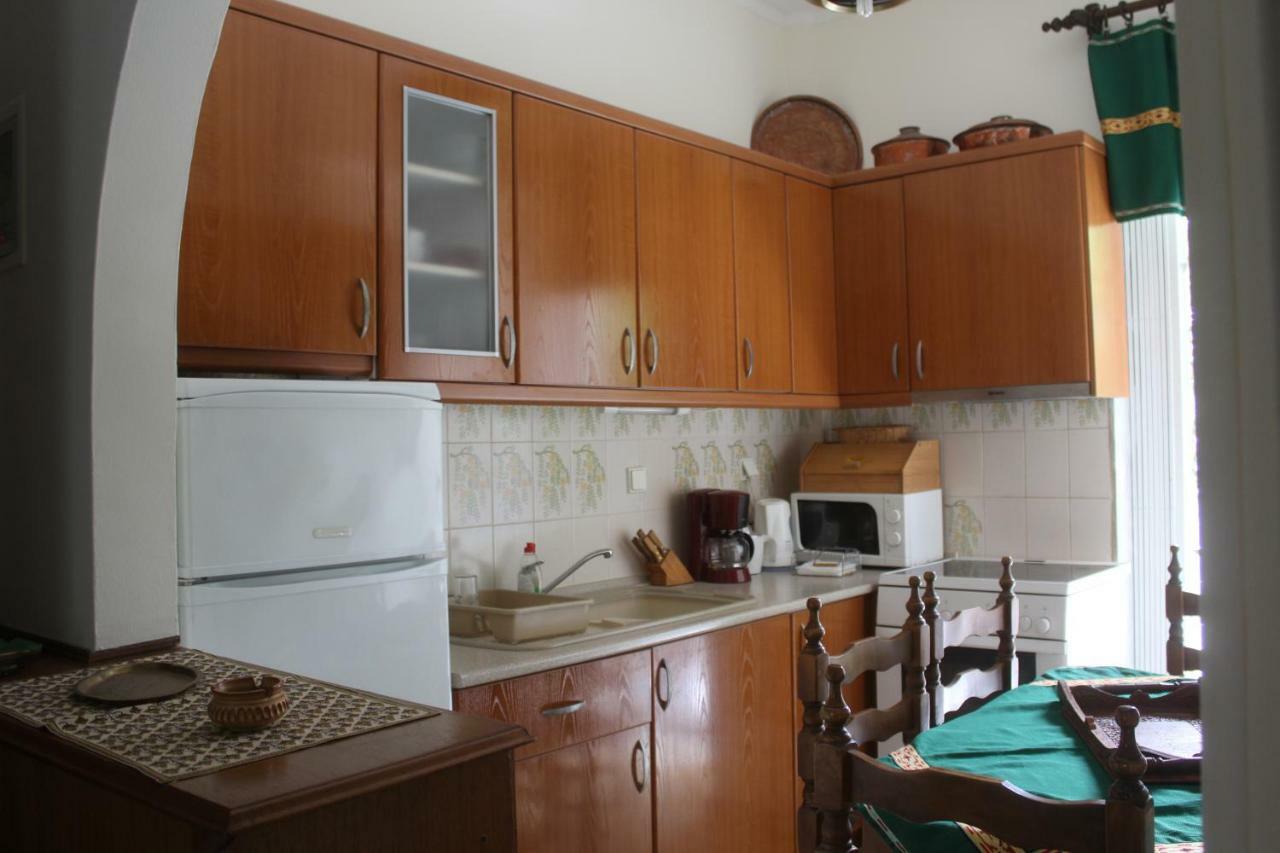 Traditional House Peraia  Екстер'єр фото