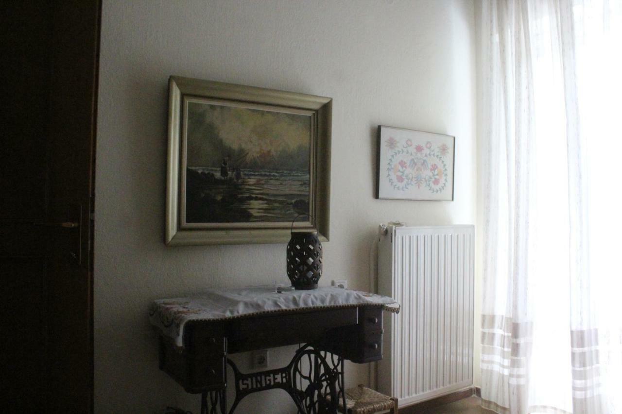 Traditional House Peraia  Екстер'єр фото